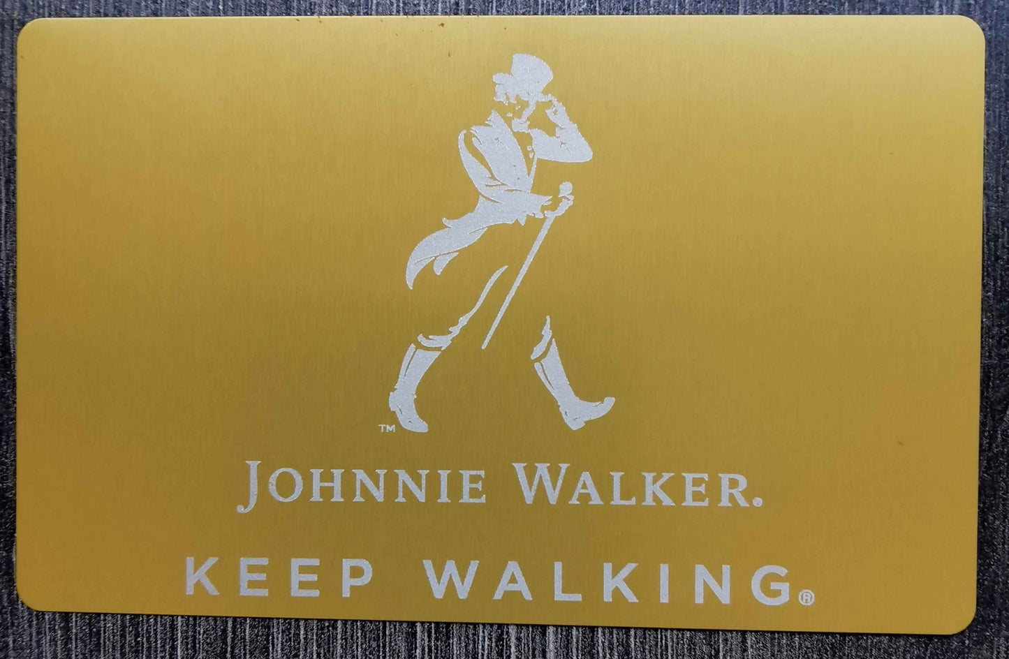 Golden corporate aluminium customisable business card - Laser Studio
