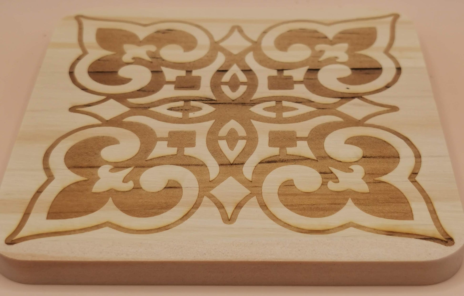 Set of four Light wooden coaster Square Daisy - Laser Studio